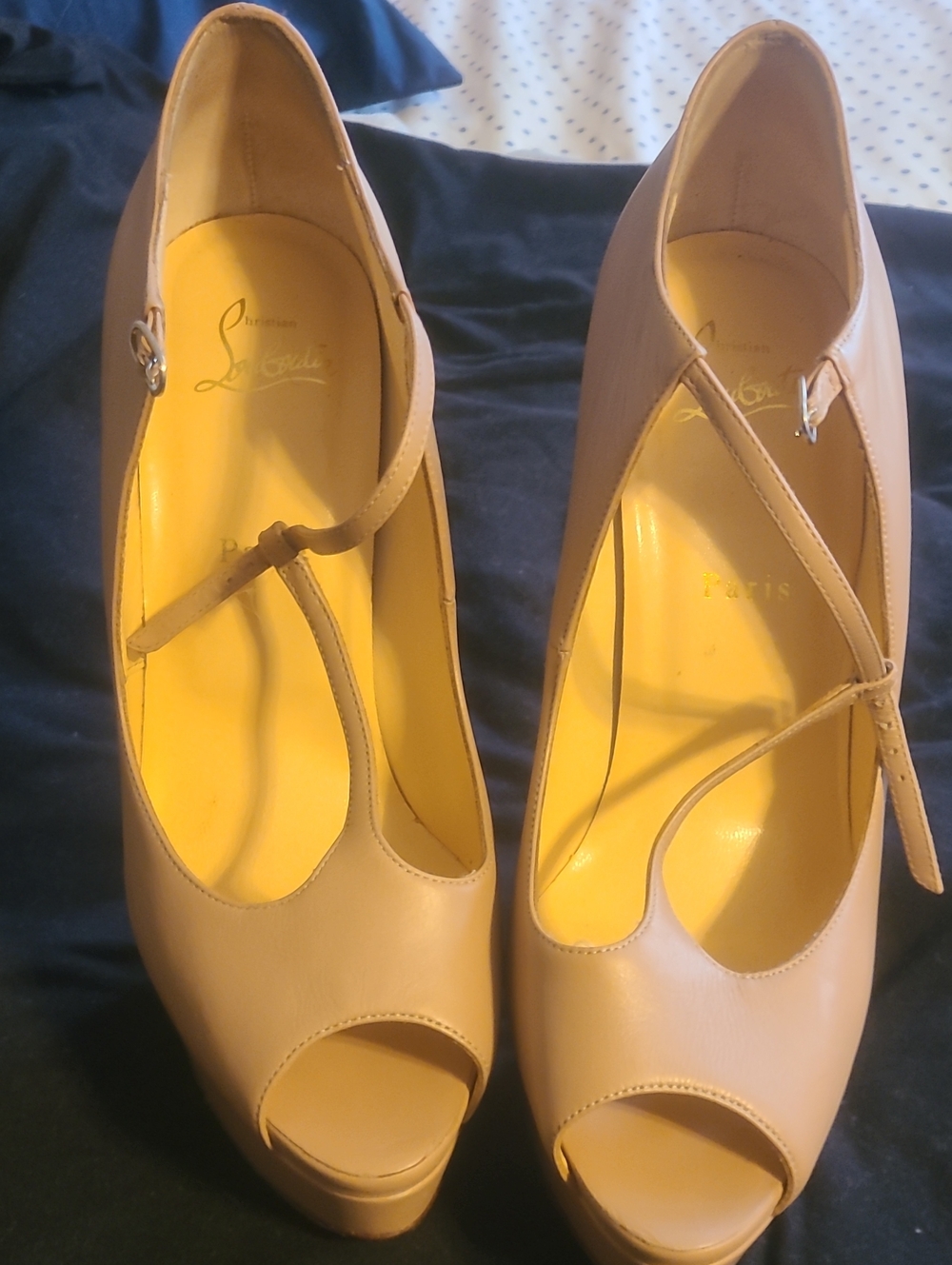 Christian Louboutin Beige Peep-Toe Platform Pumps with Ankle Strap sz 40 (8.5 US